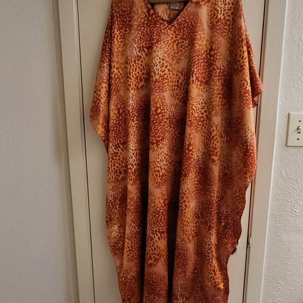 Elegant Orange Patterned Women's Robe - Picture 6 of 8